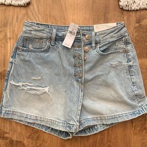 Cute Button up AE Jean Mom Skort NWT